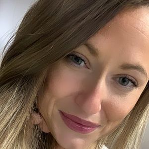 Meet your Posher, Melina